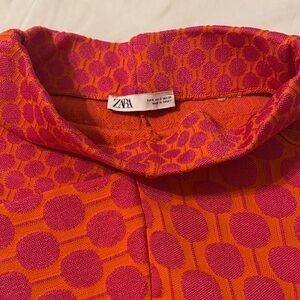 Zara Vibrant Pink and Orange Pants Circular Pattern and top Size Small $45
